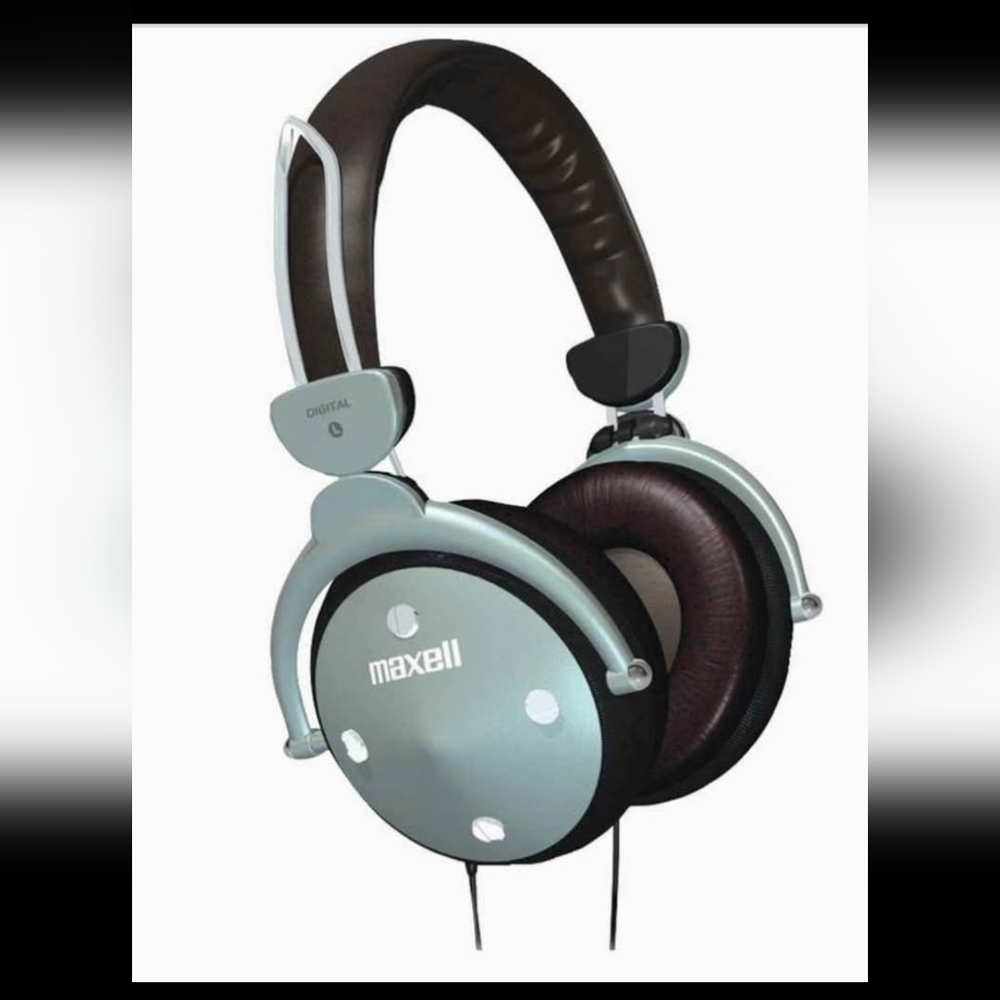 Maxell Over-Ear Headphones